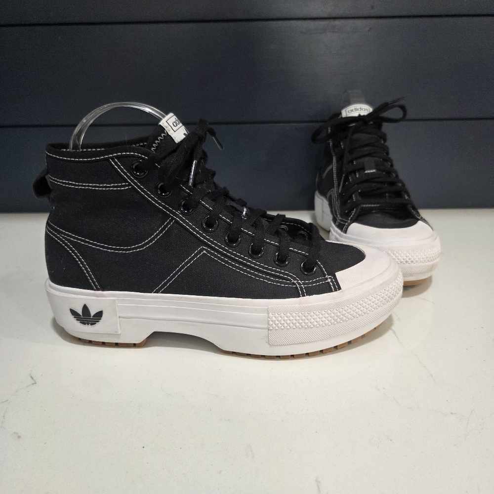 Adidas Womans  Nizza Trek Black and White High-Top Sneakers Size 8